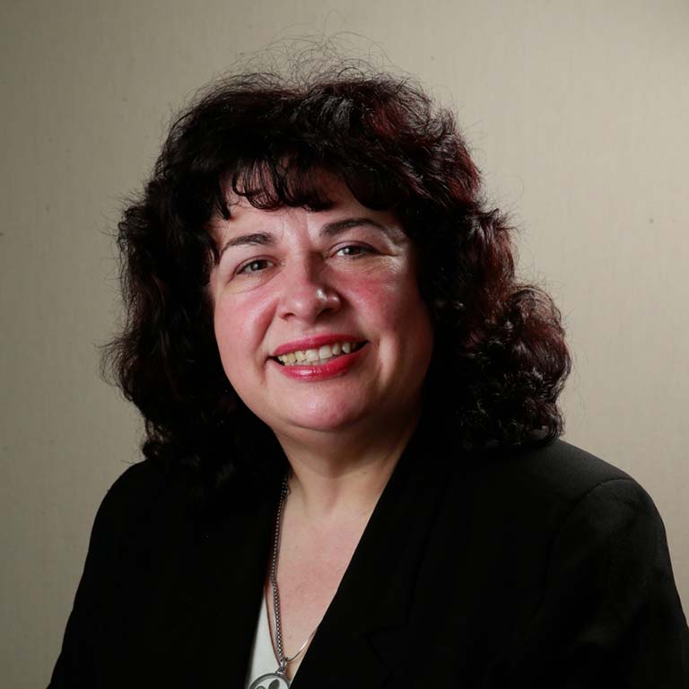Nélida López